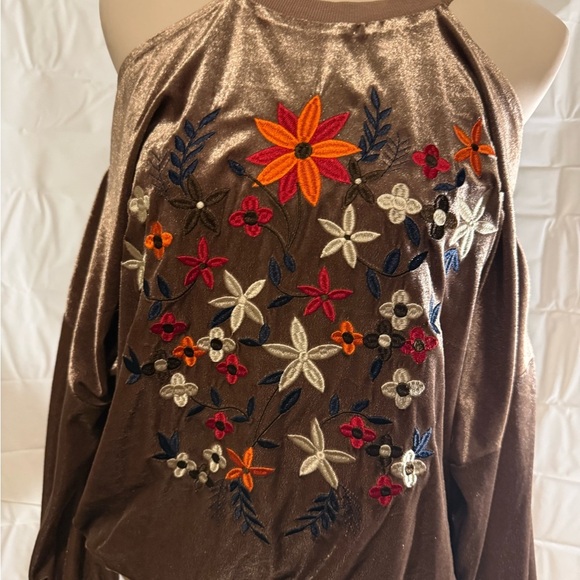 Listicle Brown Long Sleeve Embellished Blouse - Picture 2 of 7